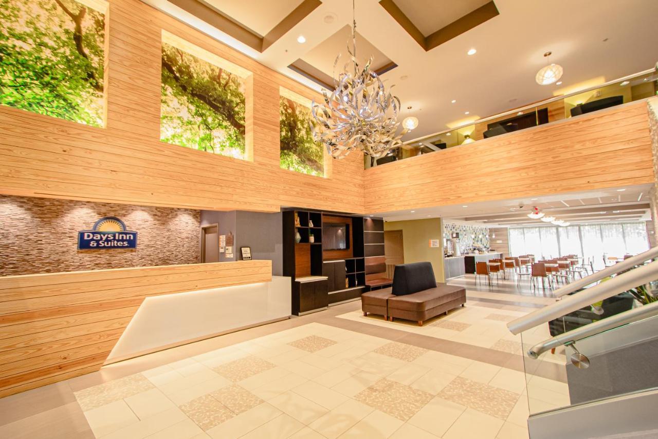 Days Inn & Suites By Wyndham Fort Myers Near Jetblue Park Eksteriør bilde