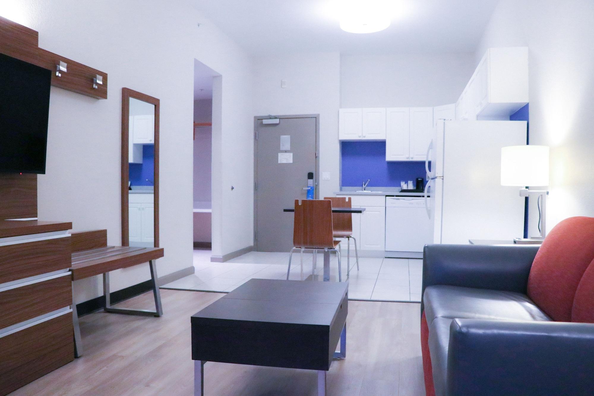 Days Inn & Suites By Wyndham Fort Myers Near Jetblue Park Eksteriør bilde