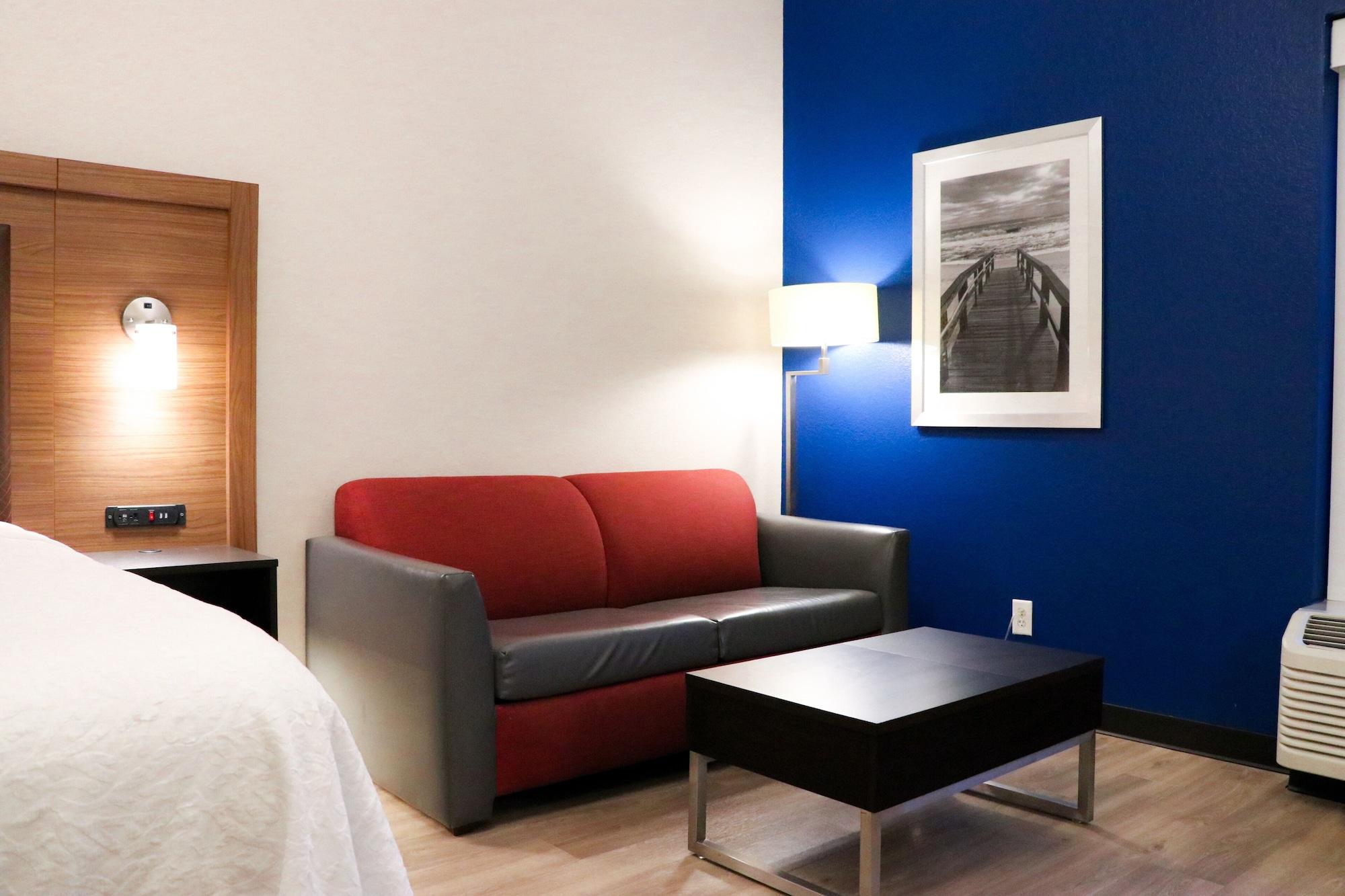 Days Inn & Suites By Wyndham Fort Myers Near Jetblue Park Eksteriør bilde