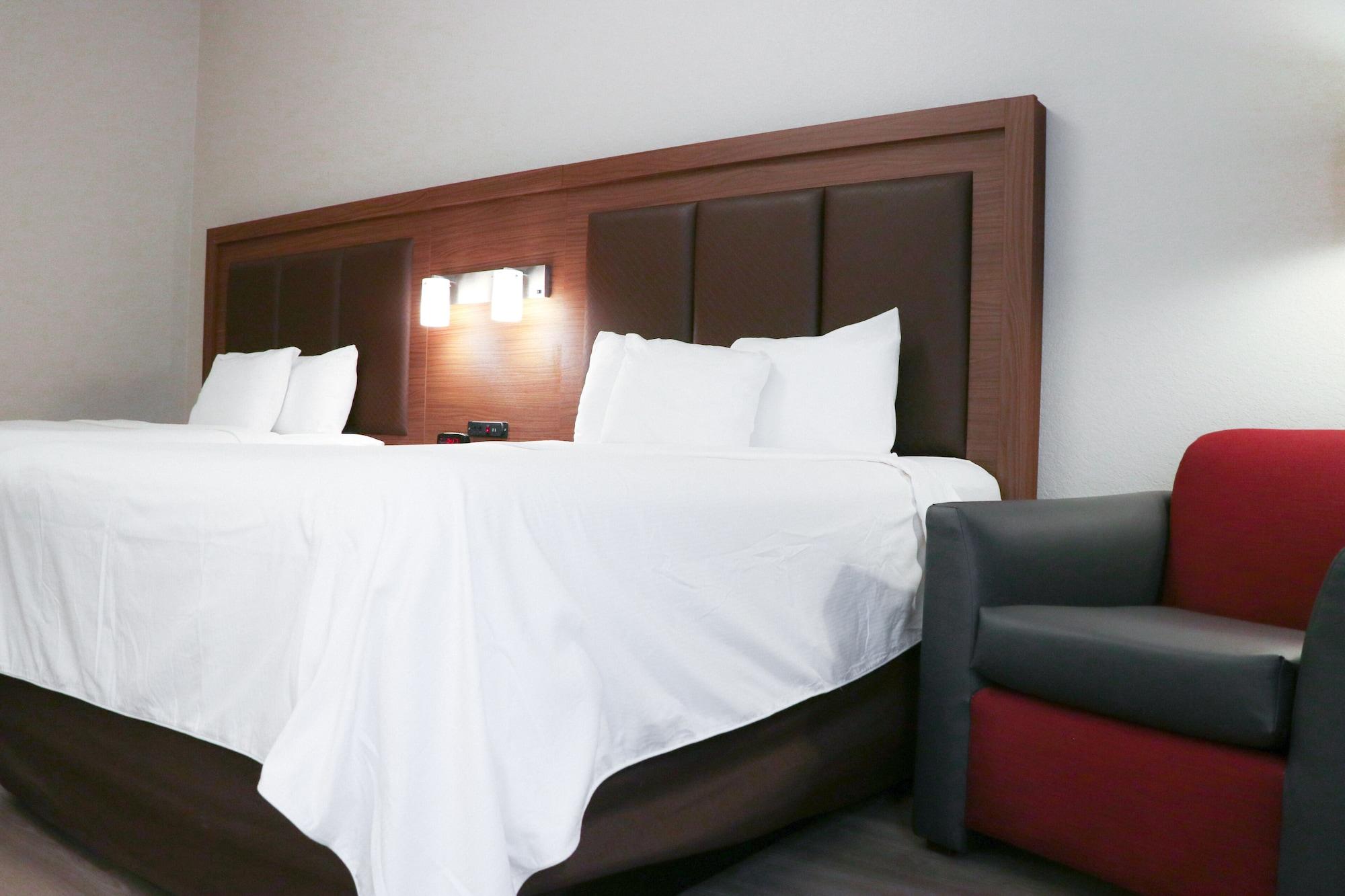 Days Inn & Suites By Wyndham Fort Myers Near Jetblue Park Eksteriør bilde